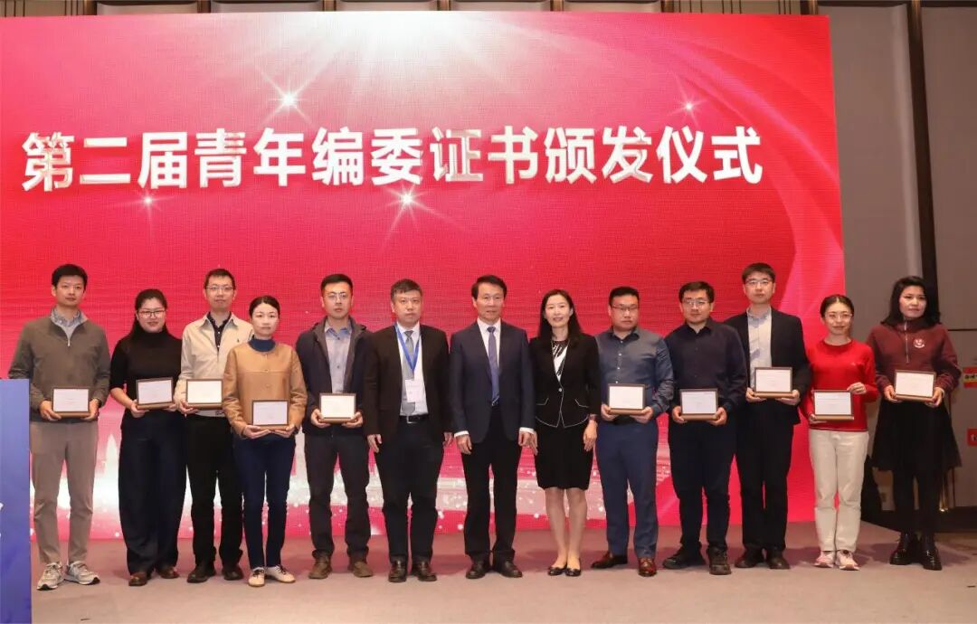 1761276358980372.jpg 9b2bfa2cfbb0ac7cf45b5a23aa1b0c57.jpg